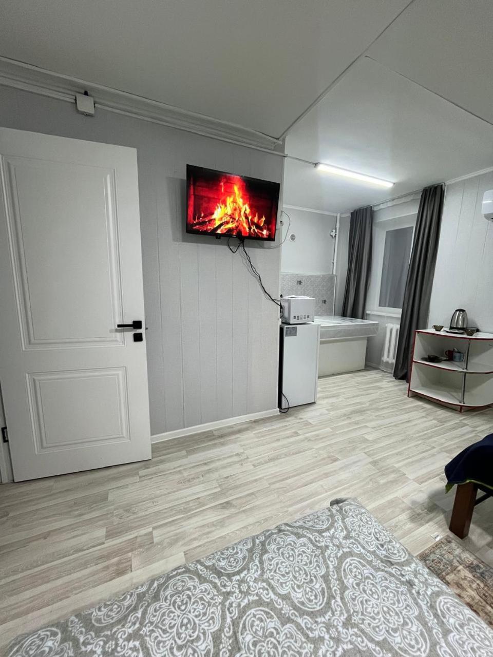Appartamento Ахметова 4 Krasnoye Pole Esterno foto